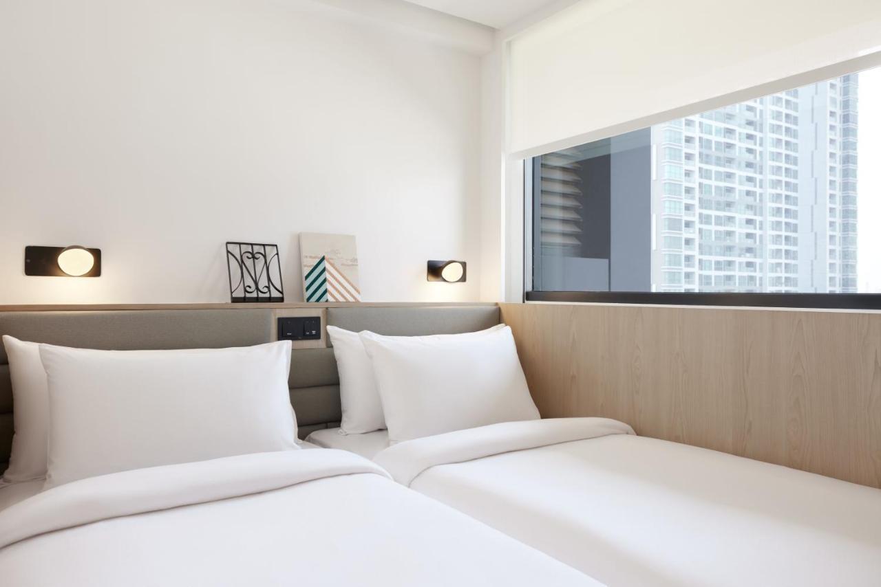 Готель Asai Bangkok Sathorn Екстер'єр фото